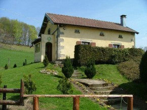 Gîte dans un hameau, Saint-Bresson